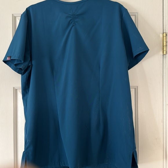 KOI scrub top - Picture 4 of 5